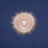 Nerzpelz-Brosche Beige mit dekorativer Perle