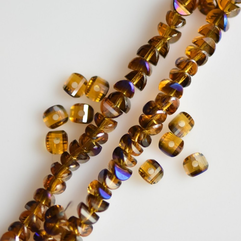 Kristallperlen im Swarovski-Stil braun mit violettem Überzug 'Benzin', Durchmesser 2,5×4 mm, Perlen auf Schnur, Länge 48 cm