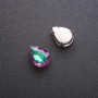 Aufgenähter Kristall Tropfenform 10×14 mm grün-himbeerfarbig