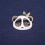 Ausverkauf! Brosche Panda Emaille Weiß-Schwarz-Grün, 28 × 24 mm Gelbmetall