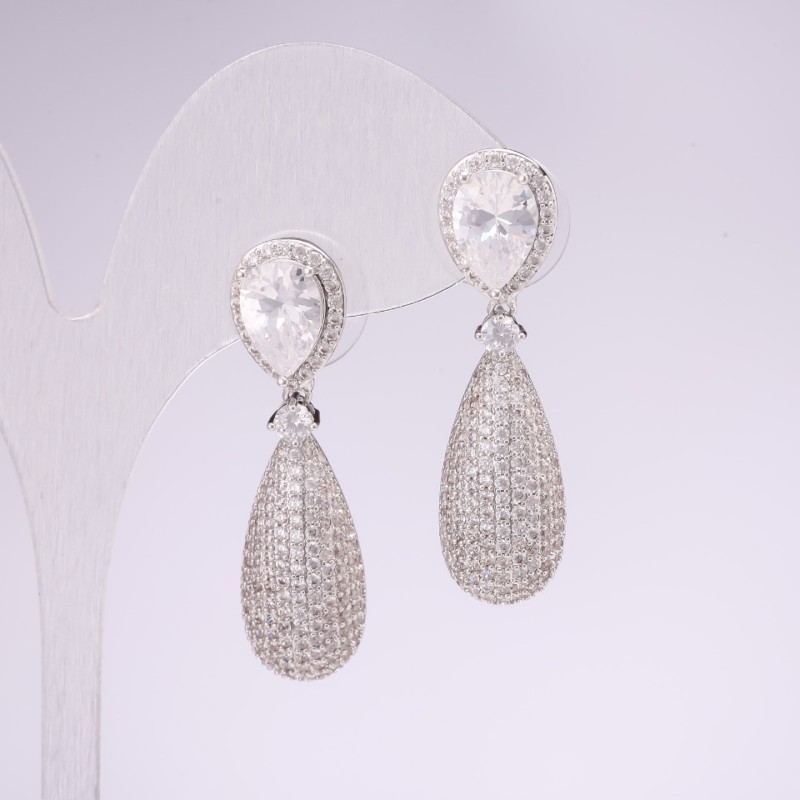 Abendohrringe Serie 925 mit weißen Steinen, 38×10 mm, silberfarbenes Metall
