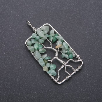 Anhänger 'Baum des Glücks' aus Nephrit, Durchmesser 36 × 73 mm