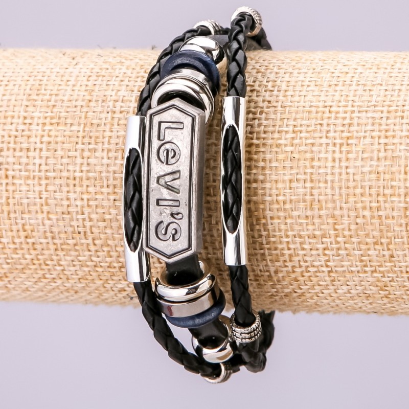 Armband „Levi’s“, Länge 21 cm, Dicke 15 mm, schwarzes Öko-Leder