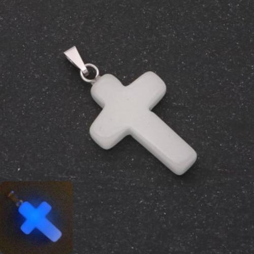 Anhänger Kreuz Onyx 18×27 mm blaues Leuchten