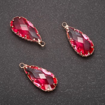 Anhänger Tropfen in Rosé-Farbton, goldfarbene Fassung 10×24 mm