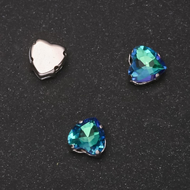 Aufnähkristall in Herzform 8 mm grün-blau, Preis pro Packung / 10 Stück