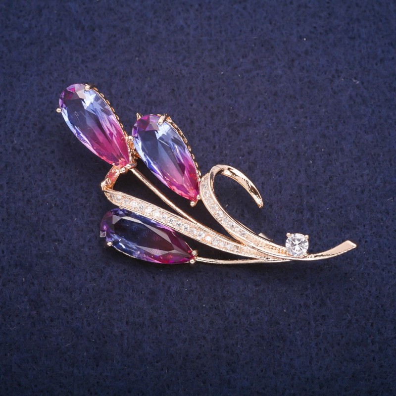 Ausverkauf! Brosche Zweig mit rosa-blauen Kristallen im Swarovski-Stil, goldfarbenes Metall 32×65 mm