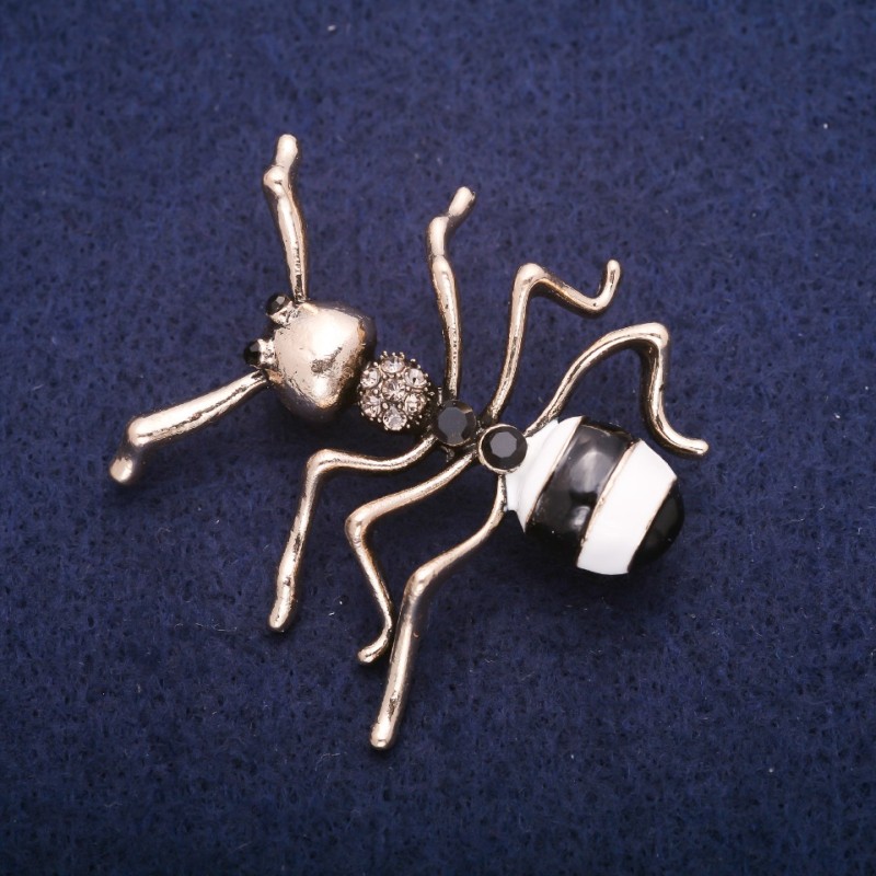 Ausverkauf! Brosche Ameise mit Emaille und Kristallen, goldfarbenes Metall 44×45 mm