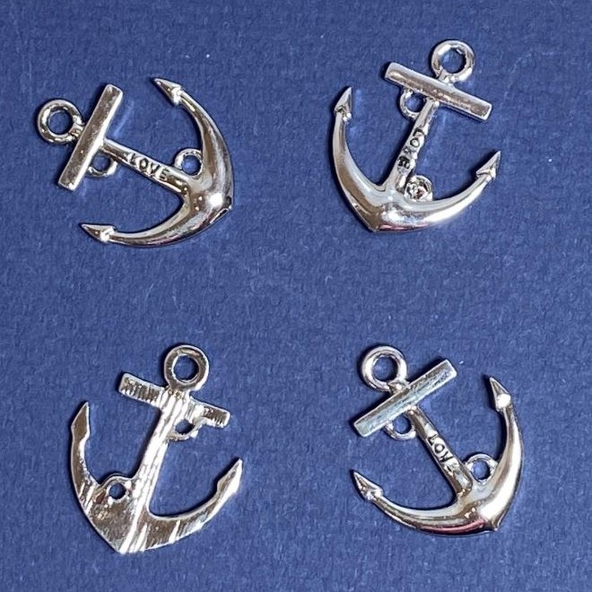 Anhänger Anker LOVE, silberfarbenes Metall, 25 × 20 mm, Packung 4 Stück