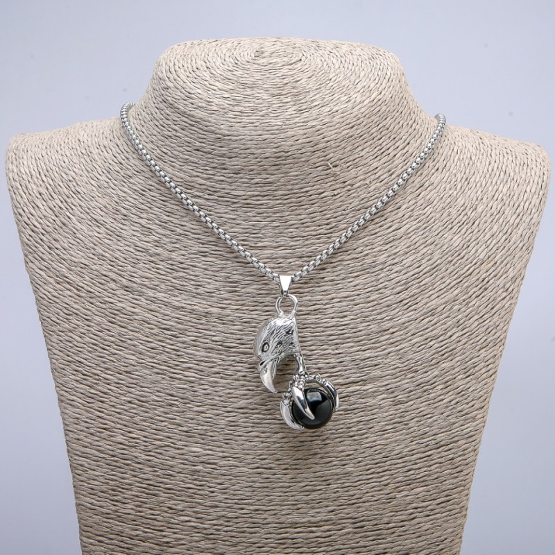 Anhänger „Vogel mit Kugel“ 47×18 mm mit Kette, Länge ca. 70 cm, silberfarbenes Metall