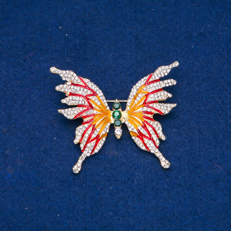 Sale! Brosche Schmetterling aus goldfarbenem Metall, Emaille und weißen sowie grünen Strasssteinen 42×50 mm +