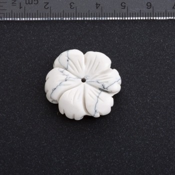 Blütenfassung aus Chalzedon, Durchmesser 29 mm