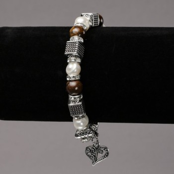 Armband aus Flussperlen und Tigerauge