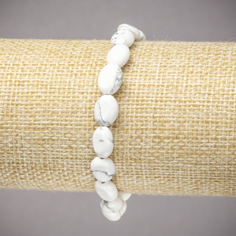 Elastisches Armband aus natürlichem Kaholong – glatte ovale Steine, Durchmesser ca. 10 × 8 mm, Länge ca. 18 cm