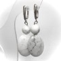 Ohrringe aus Kaholong-Naturstein, Durchmesser 10 mm, 24×18 mm ±, Länge ca. 50 mm