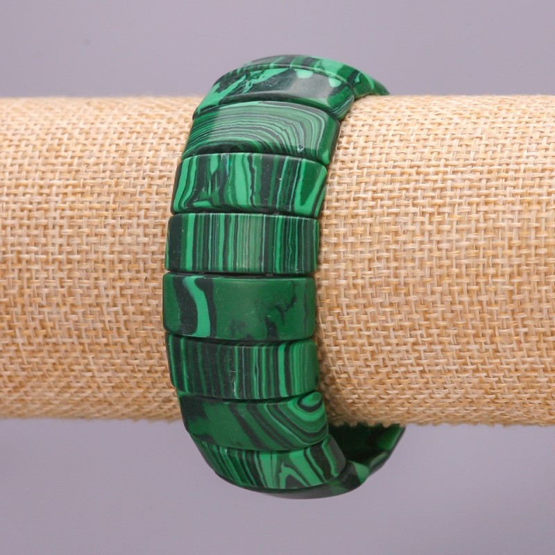 Malachit-Armband auf Elastikband (gepresste Glieder) 10 × 25 mm, Länge 18 cm