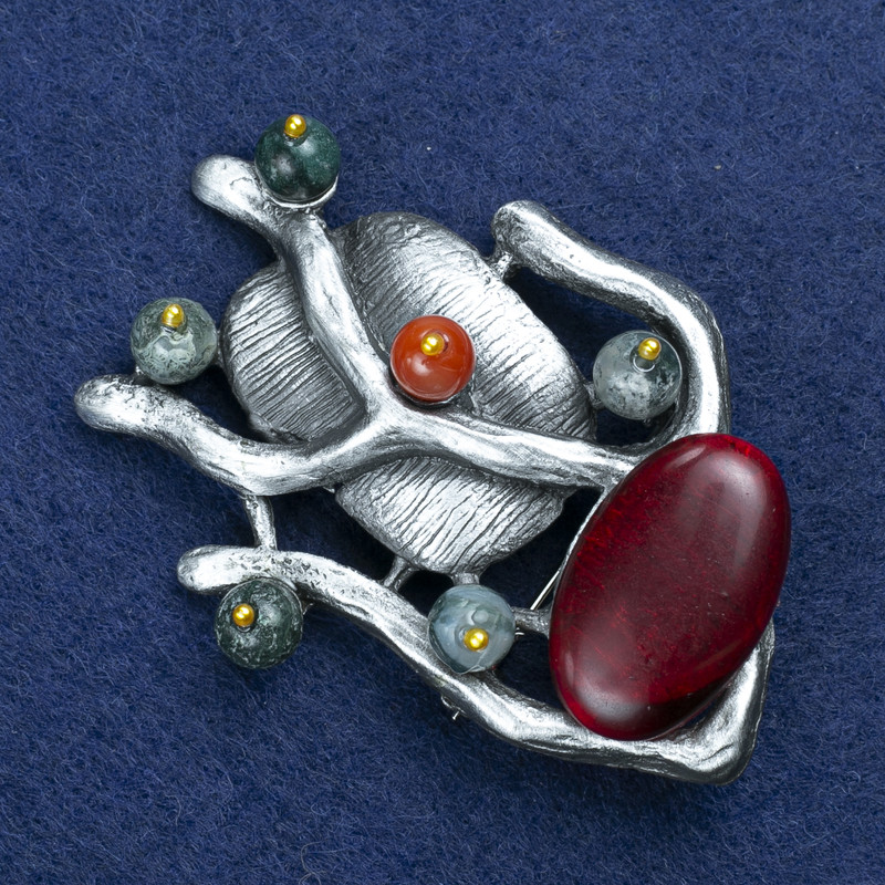 Ausverkauf! Brosche „Ast mit Karneol“ mit Steinchen assortiert, silberfarbenes Metall 61 × 42 mm +