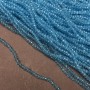 Perlen tschechischer Kristall auf Nylonschnur, himmelblau-transparent, facettierte Rondellen, Durchmesser 3 x 2,5 mm, Länge 36 cm ±