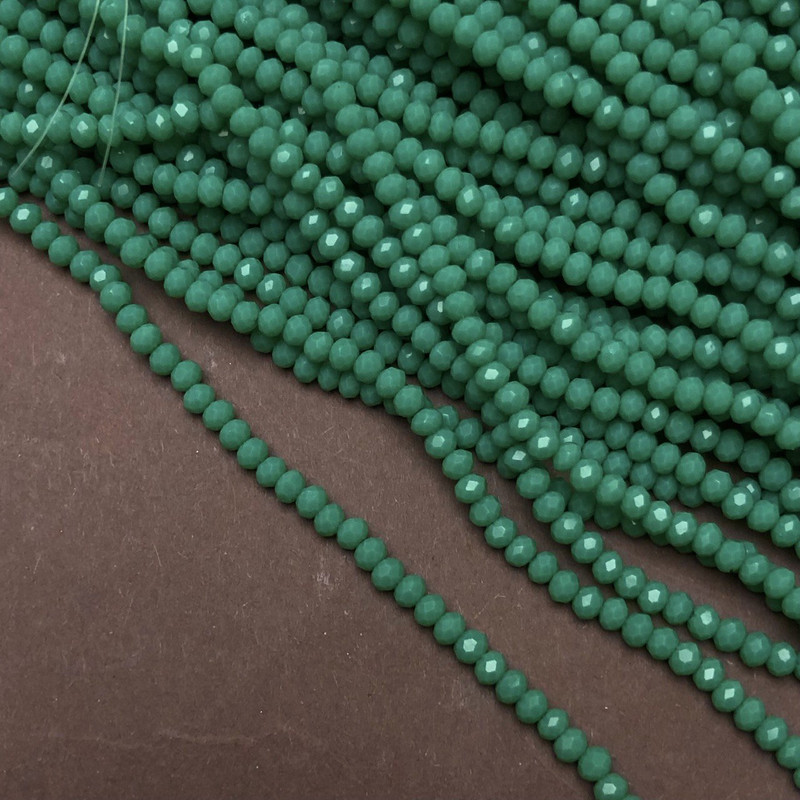 Perlen aus tschechischem Kristall auf der Schnur, blassgrün matte Rondellen, Durchmesser 3 x 2,5 mm + -, Länge 36–38 cm +