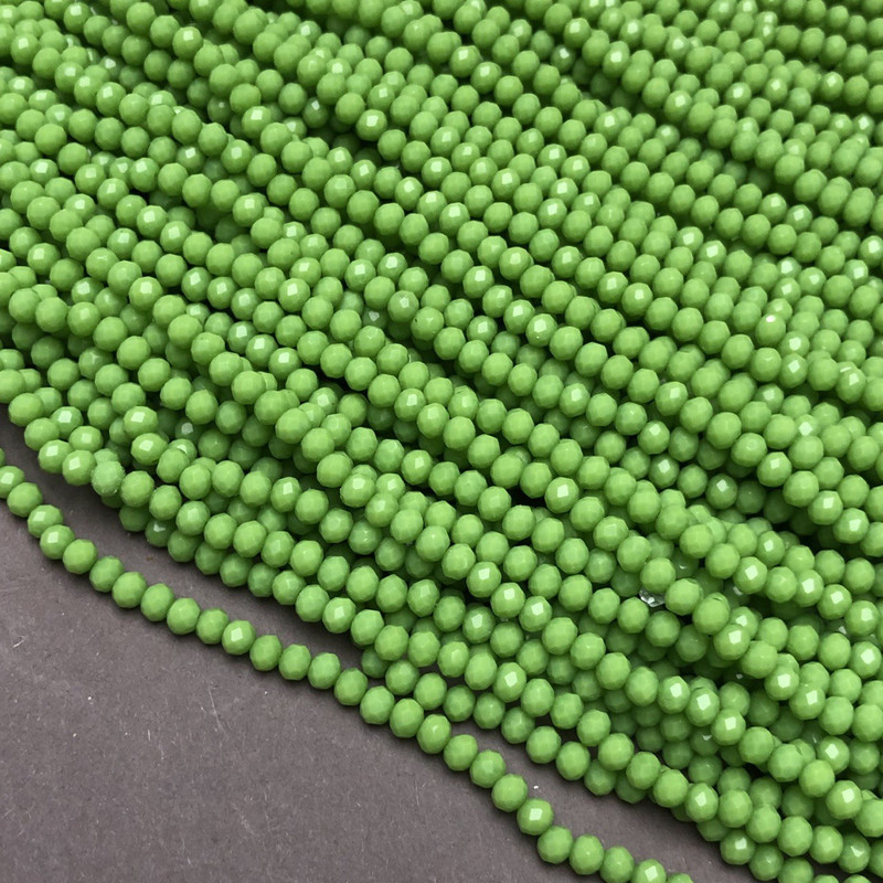 Glasperlen aus tschechischem Kristall auf der Schnur – limettenmatte facettierte Rondellen, Durchmesser 3,5×3 mm, Länge 36–38 cm
