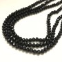 Perlen tschechischer Kristall auf Schnur – schwarz matt, facettiert Rondell, Durchmesser 6×4,5 mm + -, Länge 38–40 cm +