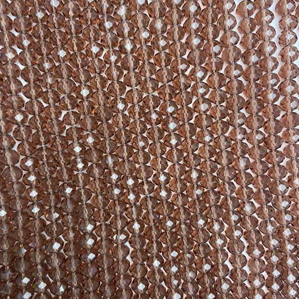 Perlen aus tschechischem Kristall auf Nylonfaden, braun-transparent, facettierte Rondellen, Durchmesser ca. 6 × 5 mm, Länge ca. 40–42 cm