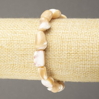 Armband aus beigefarbenem Perlmutt mit facettierten Perlen, Durchmesser 17×9 mm+