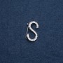 Brosche mit Initial S, 28×17 mm, Metallfarbe Silber