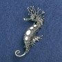 Brosche Seepferdchen aus silbernem Metall, weiße Emaille und weiße Strasssteine, 47×15 mm +