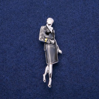 Brosche Anhänger „Dame mit Emaille“ aus silberfarbenem Metall, 18 × 60 mm