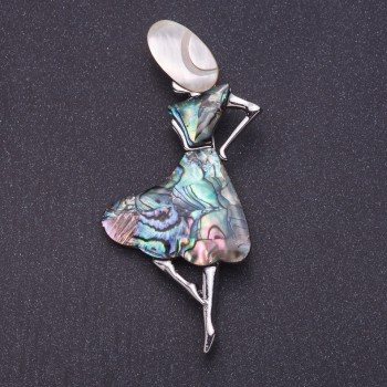 Anhänger mit Kette «Madame Haliótis» Perlmutt, Metallfarbe Silber, Länge 8,4 cm