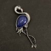 Flamingo-Brosche mit Lapislazuli, 85 × 30 mm