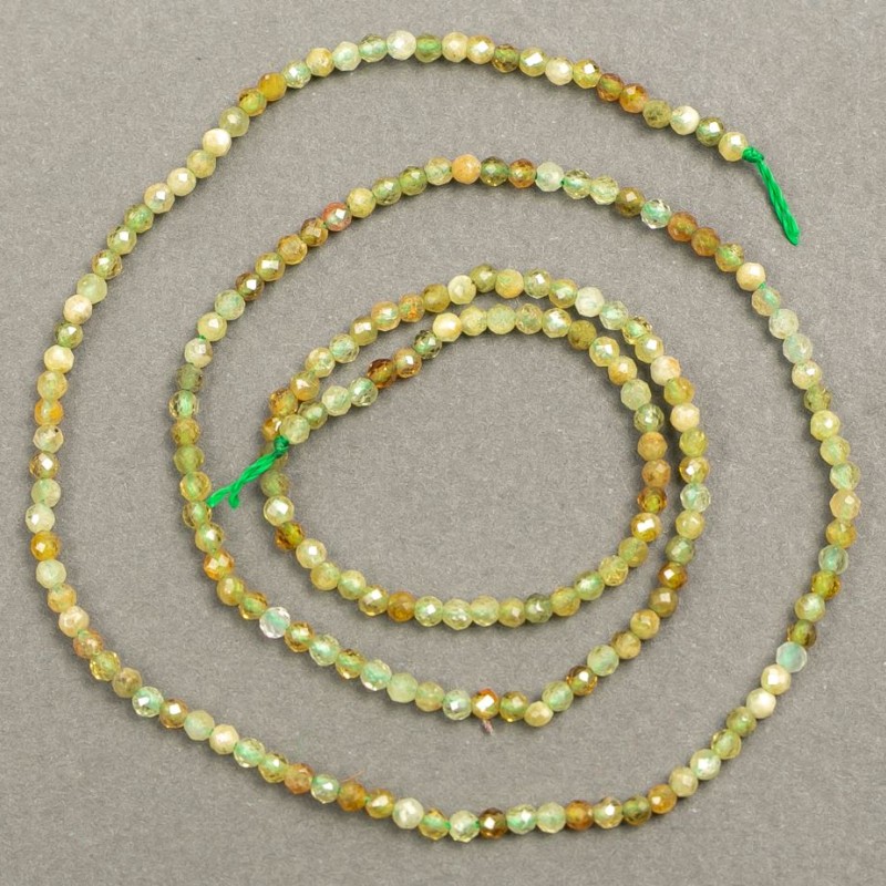Naturstein Chrysoprase, facettierte Perlen auf einer Schnur, Durchmesser ca. 2 mm, Länge ca. 40 cm