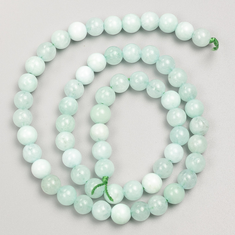 Larimar-Perlen – glatte Kugeln auf der Schnur, Durchmesser ca. 6 mm, Länge ca. 38 cm