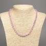 Violette Kunzit-Halskette mit glatten Kugeln, Durchmesser ca. 6 mm, Länge ca. 50 cm, aus weißem Nephrit (synthetisch gefärbt)
