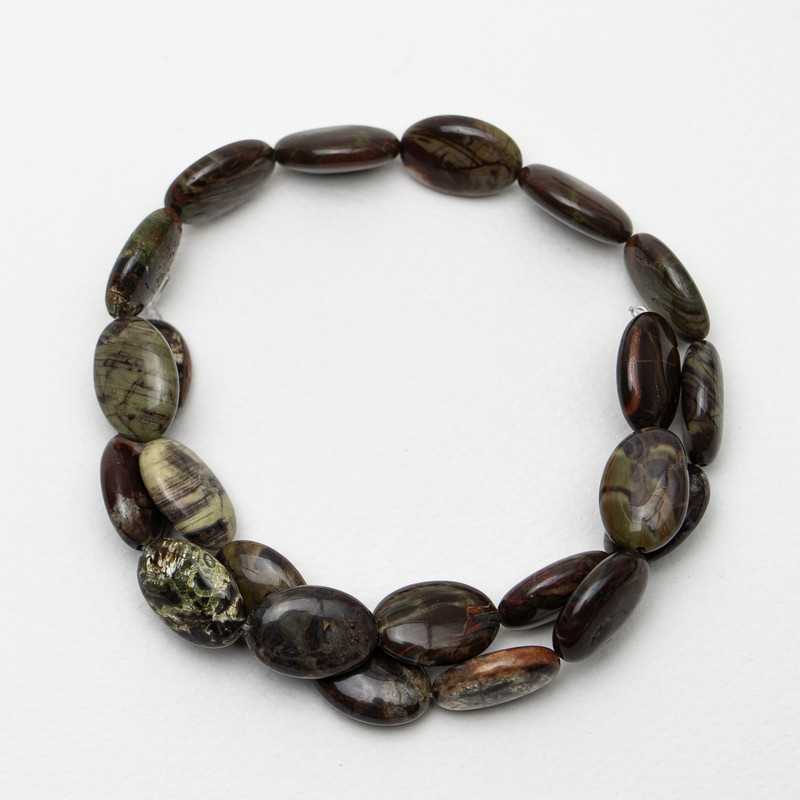 Picasso-Jaspis-Perlen, oval, 13×18×6 mm, Länge 40 cm auf Faden