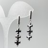 Ohrstecker Hämatit-Kreuze, Durchmesser 8×26 mm, Länge 43 mm