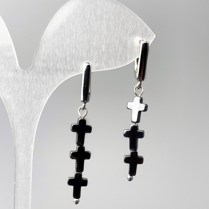 Ohrstecker Hämatit-Kreuze, Durchmesser 6,5×26 mm, Länge 45 mm