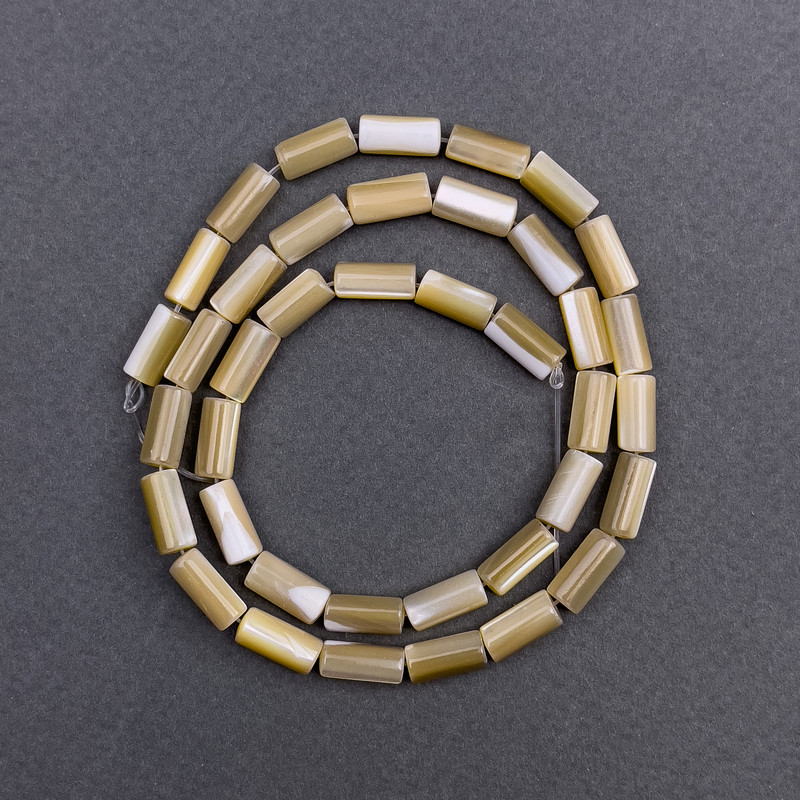 Beige Perlmutt-Zylinderperlen, Durchmesser 5×10 mm, Länge 40 cm, auf Faden