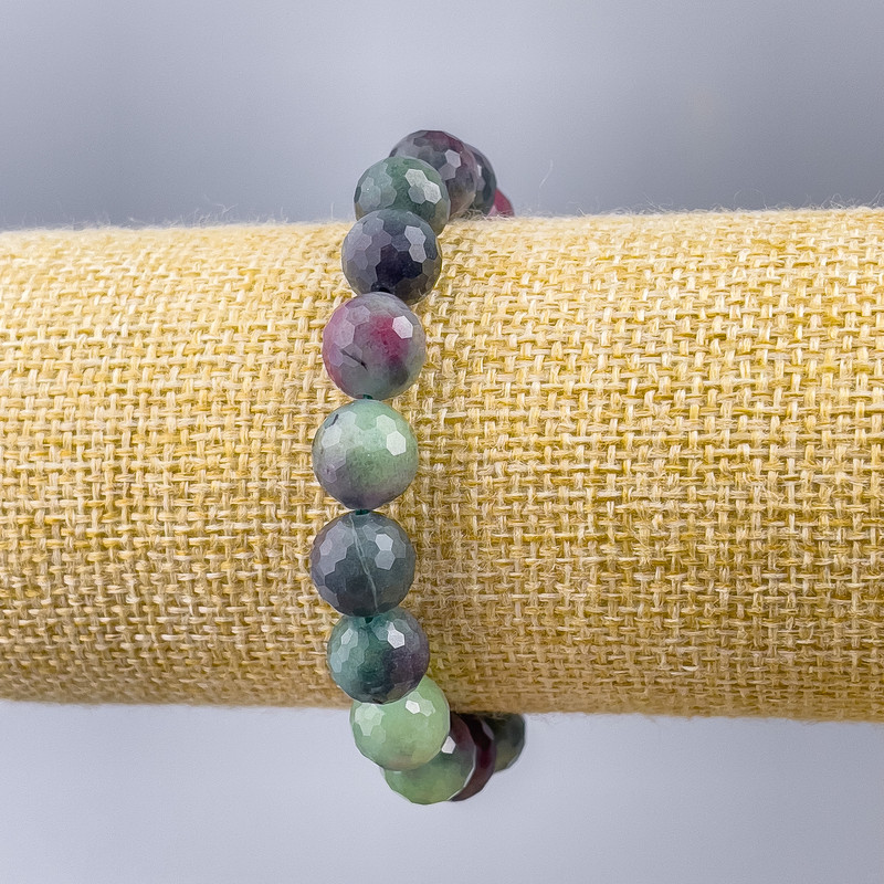 Armband Zoisit, natürlicher Stein, facettierte Kugeln, Durchmesser ca. 10 mm, Länge 18 cm (Elastikband)