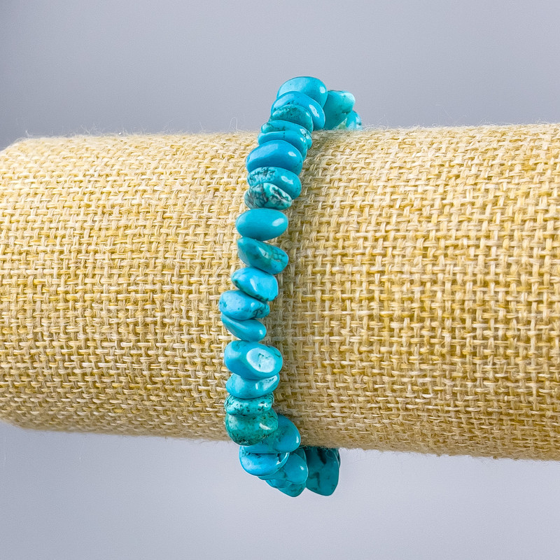 Armband aus Türkisstückchen, Durchmesser 8 × 4 mm, Länge 18 cm (Stretch)