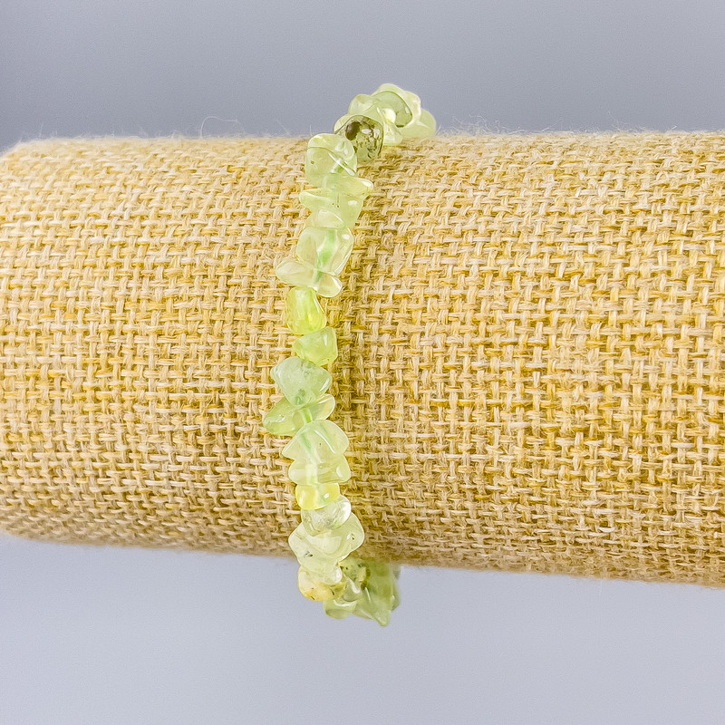 Armband aus natürlichem Prehnit – Steinchen, Durchmesser 9×4 mm, Länge 18 cm (Stretch)