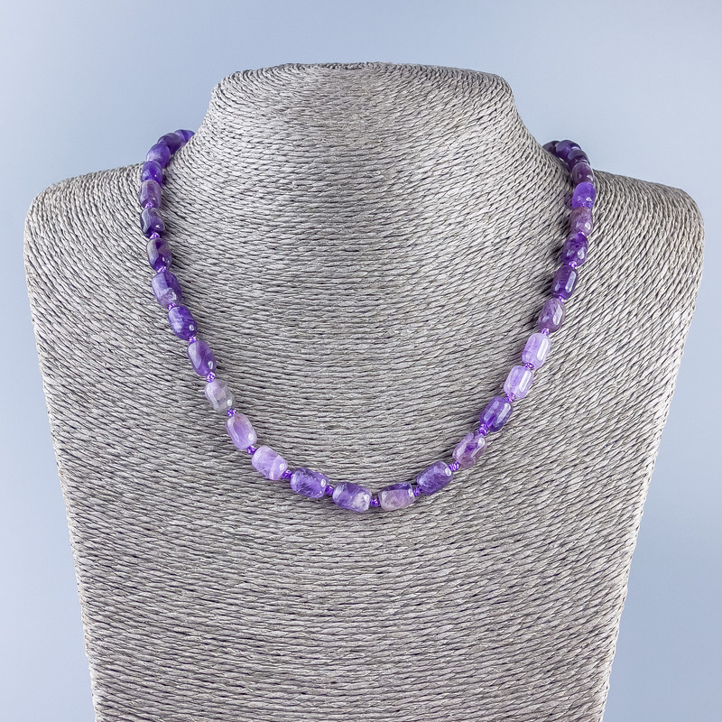 Halskette aus Amethyst-Barrelperlen, Durchmesser ca. 4 x 1 mm, Länge ca. 50 cm