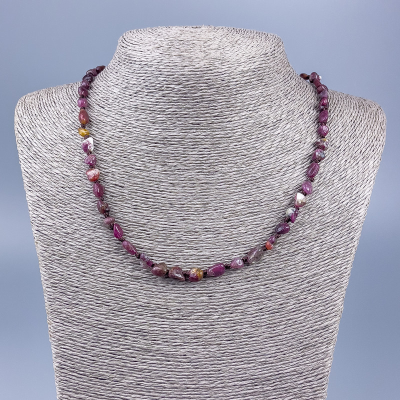 Kette aus natürlichem Turmalin, facettierte Perlen, Durchmesser 5–7 × 5–9 mm, Länge 50 cm +