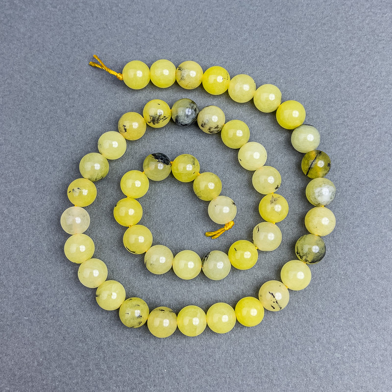 Gelbe Türkis-Perlen, glatte Kugeln, Durchmesser 8,5 mm, auf einer Schnur, Länge ca. 38 cm