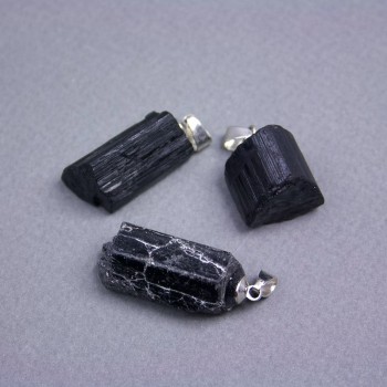 Anhänger aus natürlichem Schörl-Turmalin 26x14 mm +