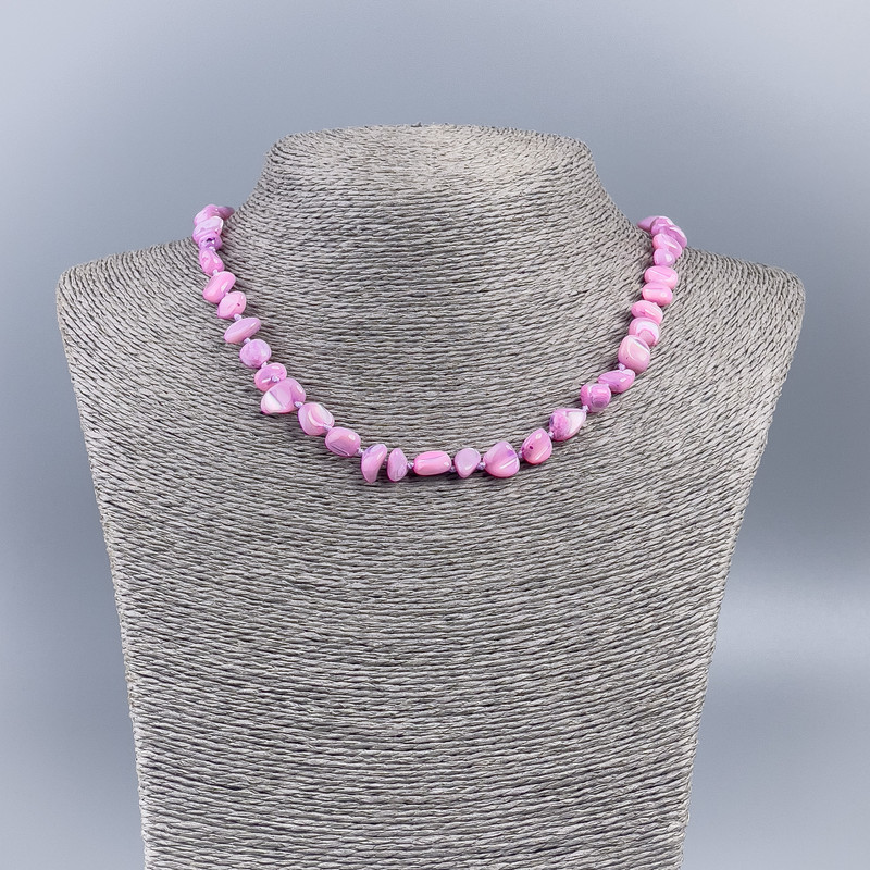 Kette aus natürlichem Perlmutt (gefärbt) violett, Perlmutt-Chips, Durchmesser ca. 8 mm, Länge ca. 50 cm