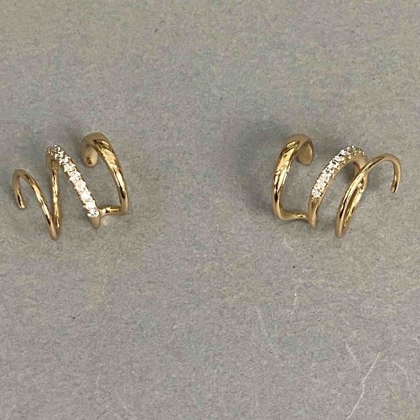 Dreifache Ohrklemme Xuping – 18K Vergoldung, weiße Strasssteine, 10x8 mm +