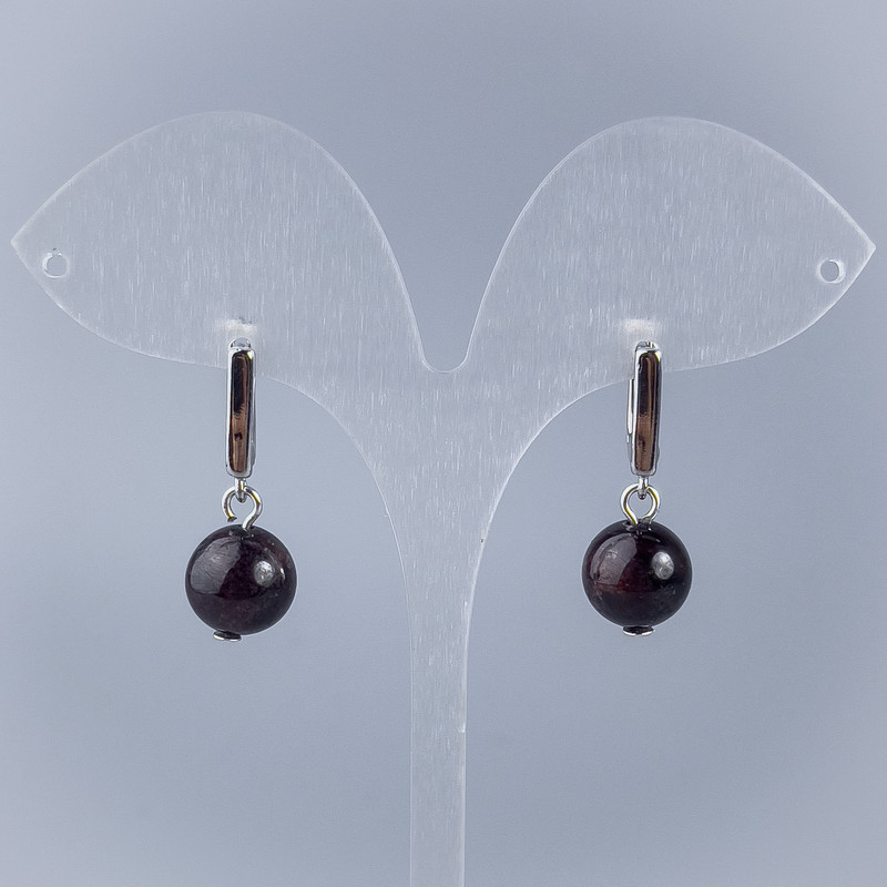 Ohrringe Granat – glatte Kugel, Ø ca. 8,5 mm, englischer Verschluss, Länge ca. 28 mm