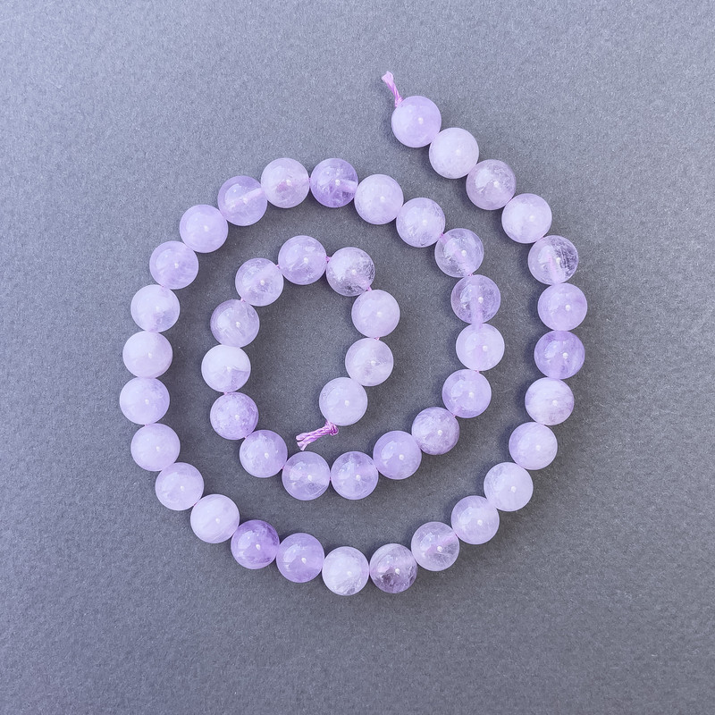 Perlen Lavendel-Amethyst, Naturstein, glatte Kugeln, Durchmesser 8,5 mm, Länge 39 cm